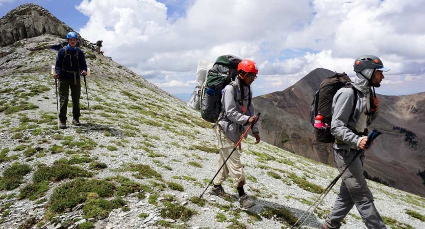 gap year backpacking program 